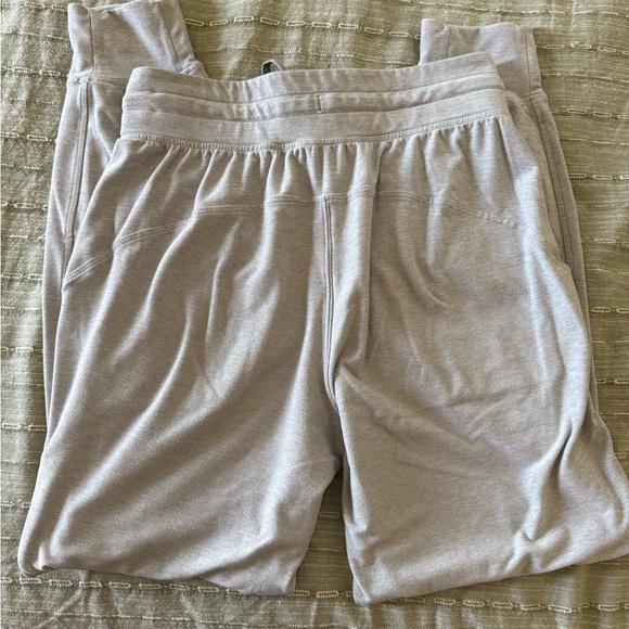 Lululemon ready to rulu jogger - Picture 2 of 7